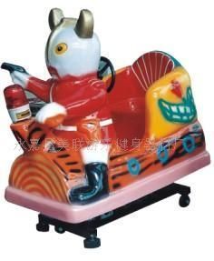 批發(fā)搖擺機(jī)與兒童游藝設(shè)施——公園與休閑場(chǎng)所的優(yōu)選設(shè)備